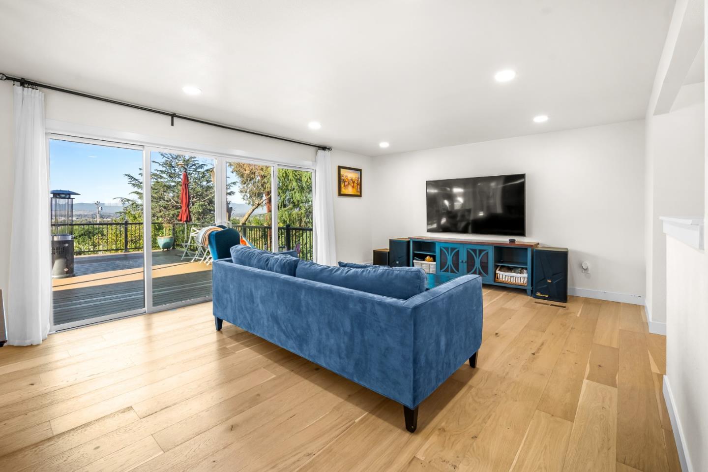 Detail Gallery Image 14 of 58 For 2125 Mangin Way, San Jose,  CA 95148 - 4 Beds | 2 Baths