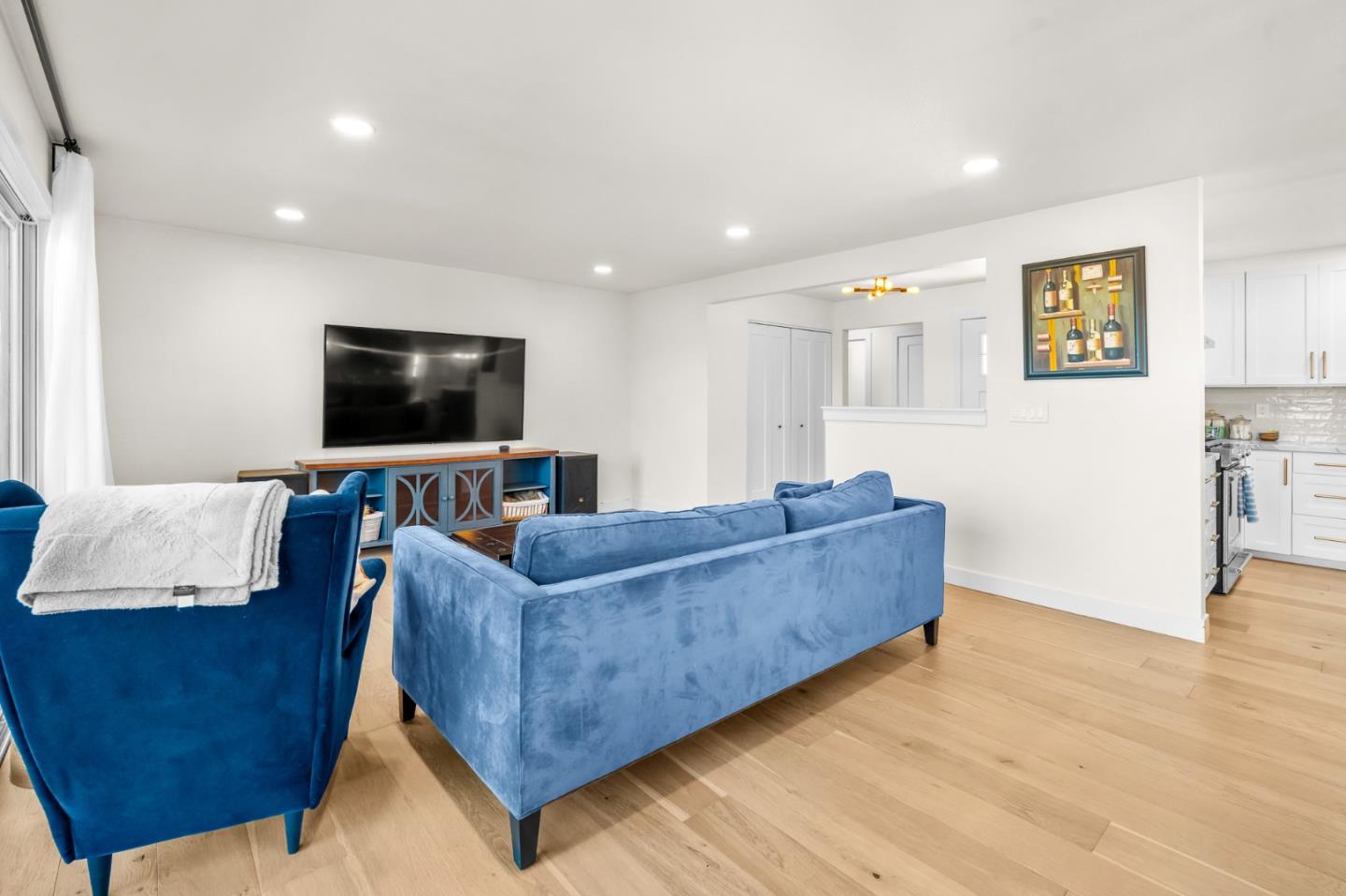 Detail Gallery Image 15 of 58 For 2125 Mangin Way, San Jose,  CA 95148 - 4 Beds | 2 Baths