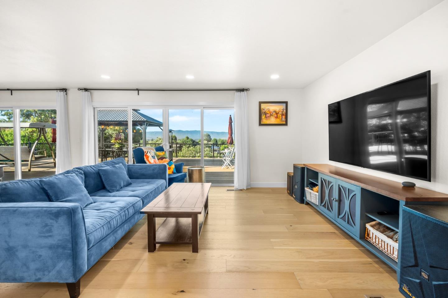 Detail Gallery Image 17 of 58 For 2125 Mangin Way, San Jose,  CA 95148 - 4 Beds | 2 Baths