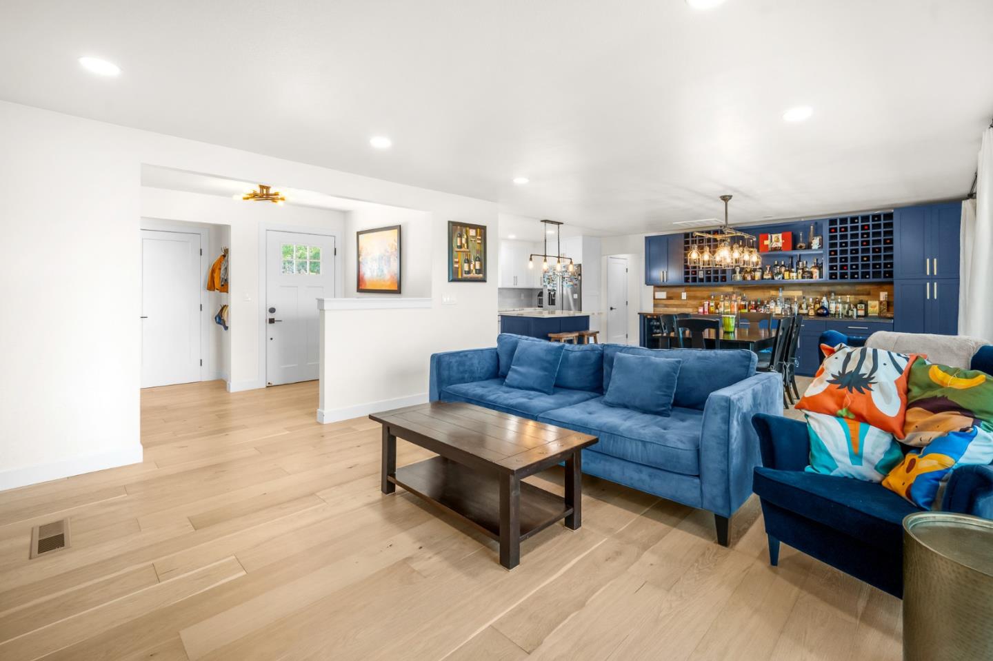 Detail Gallery Image 18 of 58 For 2125 Mangin Way, San Jose,  CA 95148 - 4 Beds | 2 Baths