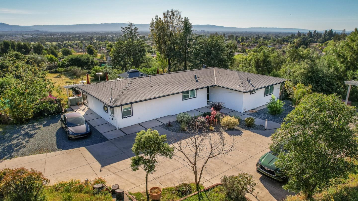 2125 Mangin Way, San Jose, CA, 95148