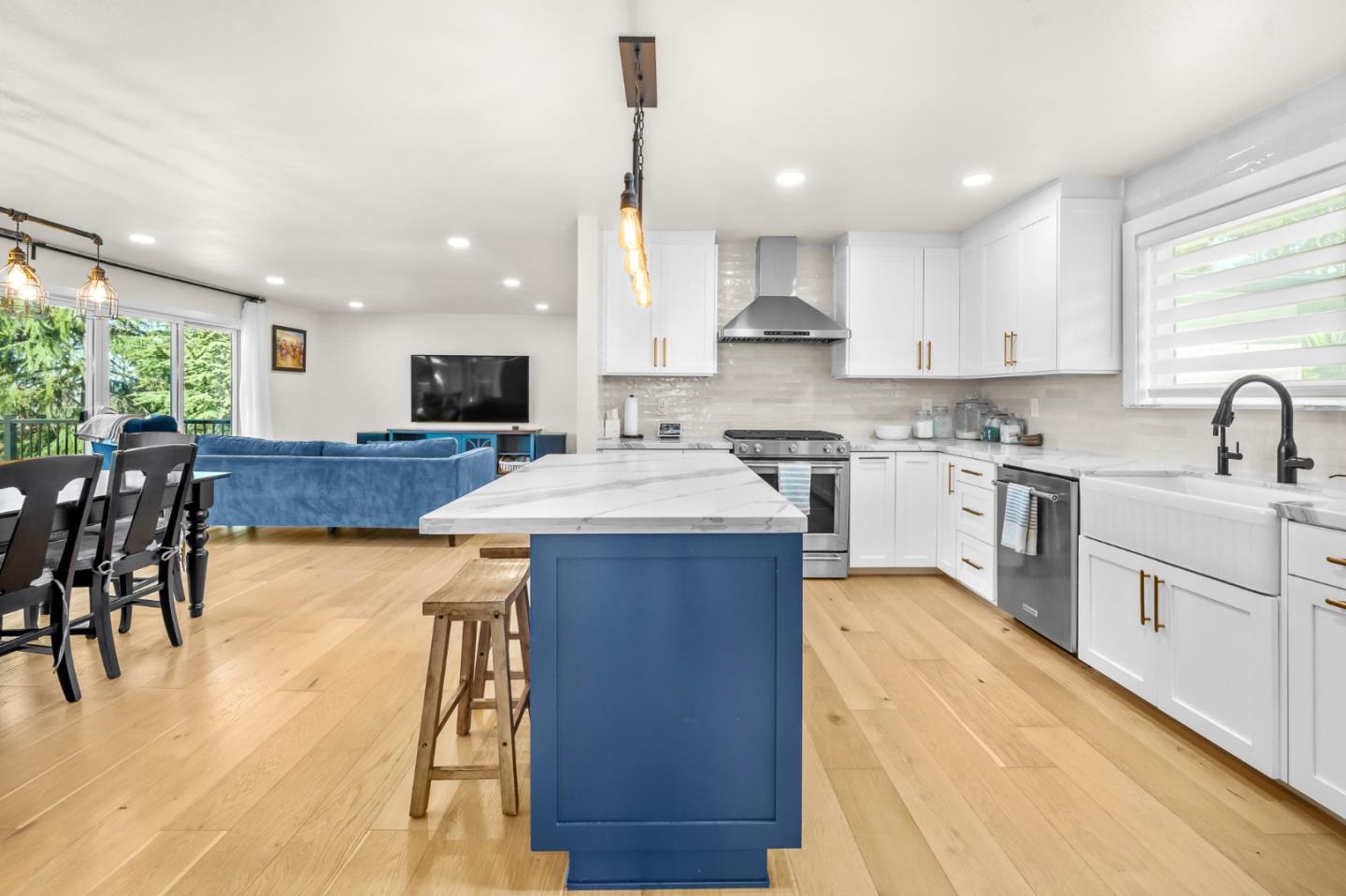 Detail Gallery Image 22 of 58 For 2125 Mangin Way, San Jose,  CA 95148 - 4 Beds | 2 Baths