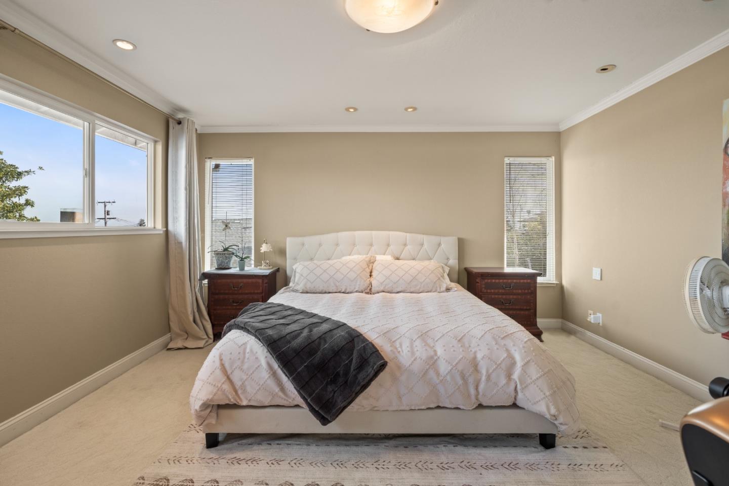 Detail Gallery Image 18 of 28 For 2725 Belmont Canyon, Belmont,  CA 94002 - 4 Beds | 3/1 Baths