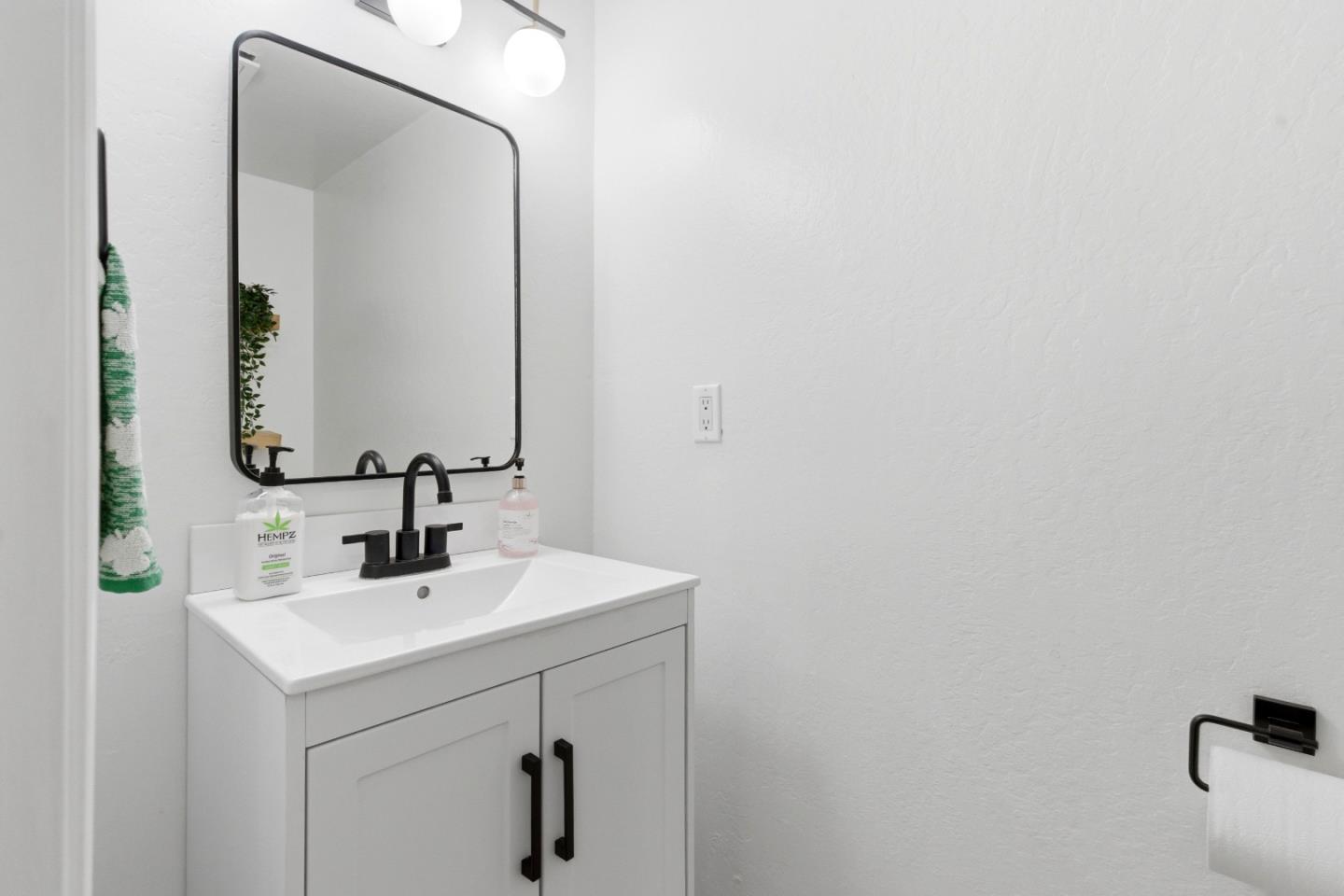 Detail Gallery Image 17 of 29 For 45 Villa Pacheco Ct, Hollister,  CA 95023 - 3 Beds | 2/1 Baths