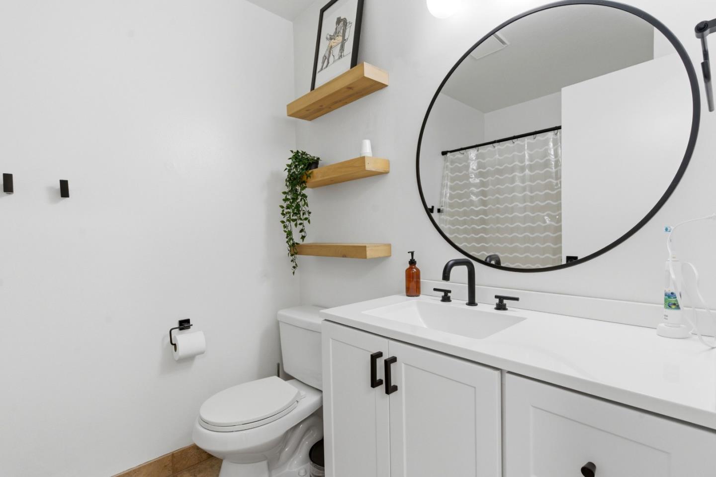 Detail Gallery Image 20 of 29 For 45 Villa Pacheco Ct, Hollister,  CA 95023 - 3 Beds | 2/1 Baths