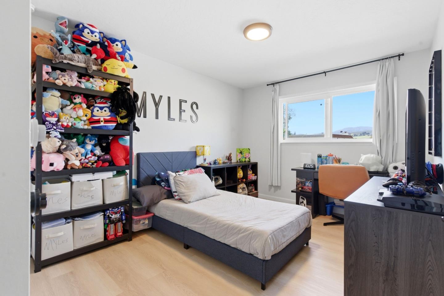 Detail Gallery Image 21 of 29 For 45 Villa Pacheco Ct, Hollister,  CA 95023 - 3 Beds | 2/1 Baths