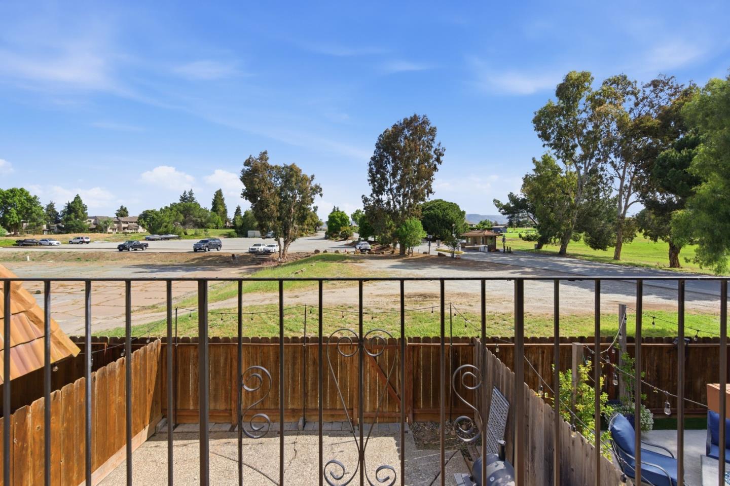 Detail Gallery Image 27 of 29 For 45 Villa Pacheco Ct, Hollister,  CA 95023 - 3 Beds | 2/1 Baths