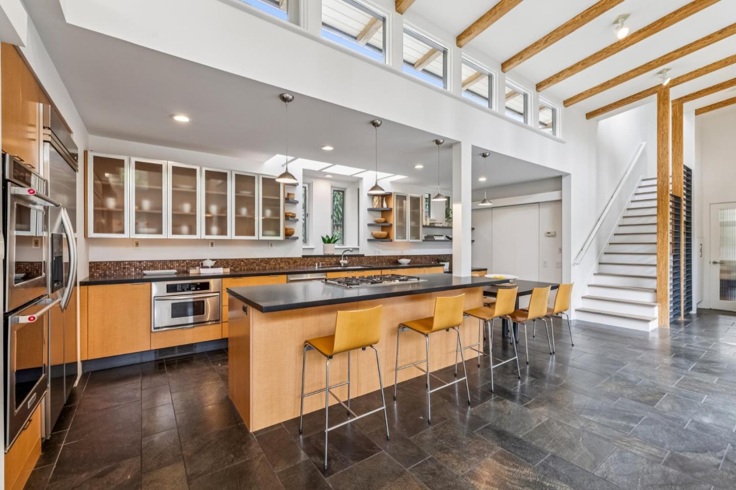 Detail Gallery Image 15 of 54 For 839 Melville Ave, Palo Alto,  CA 94301 - 6 Beds | 4 Baths