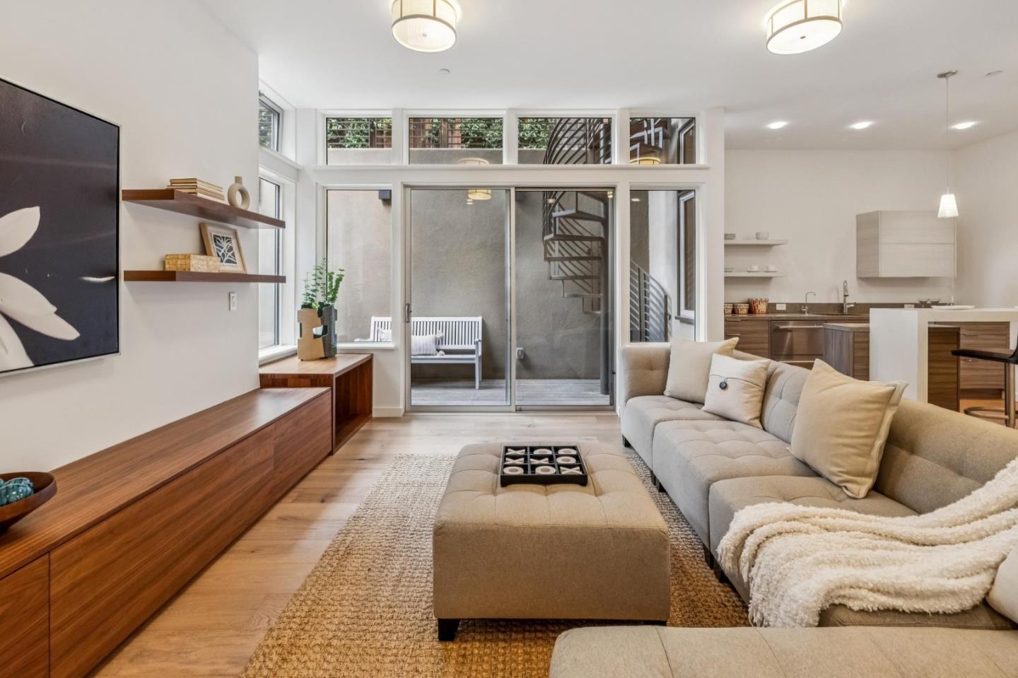 Detail Gallery Image 35 of 54 For 839 Melville Ave, Palo Alto,  CA 94301 - 6 Beds | 4 Baths