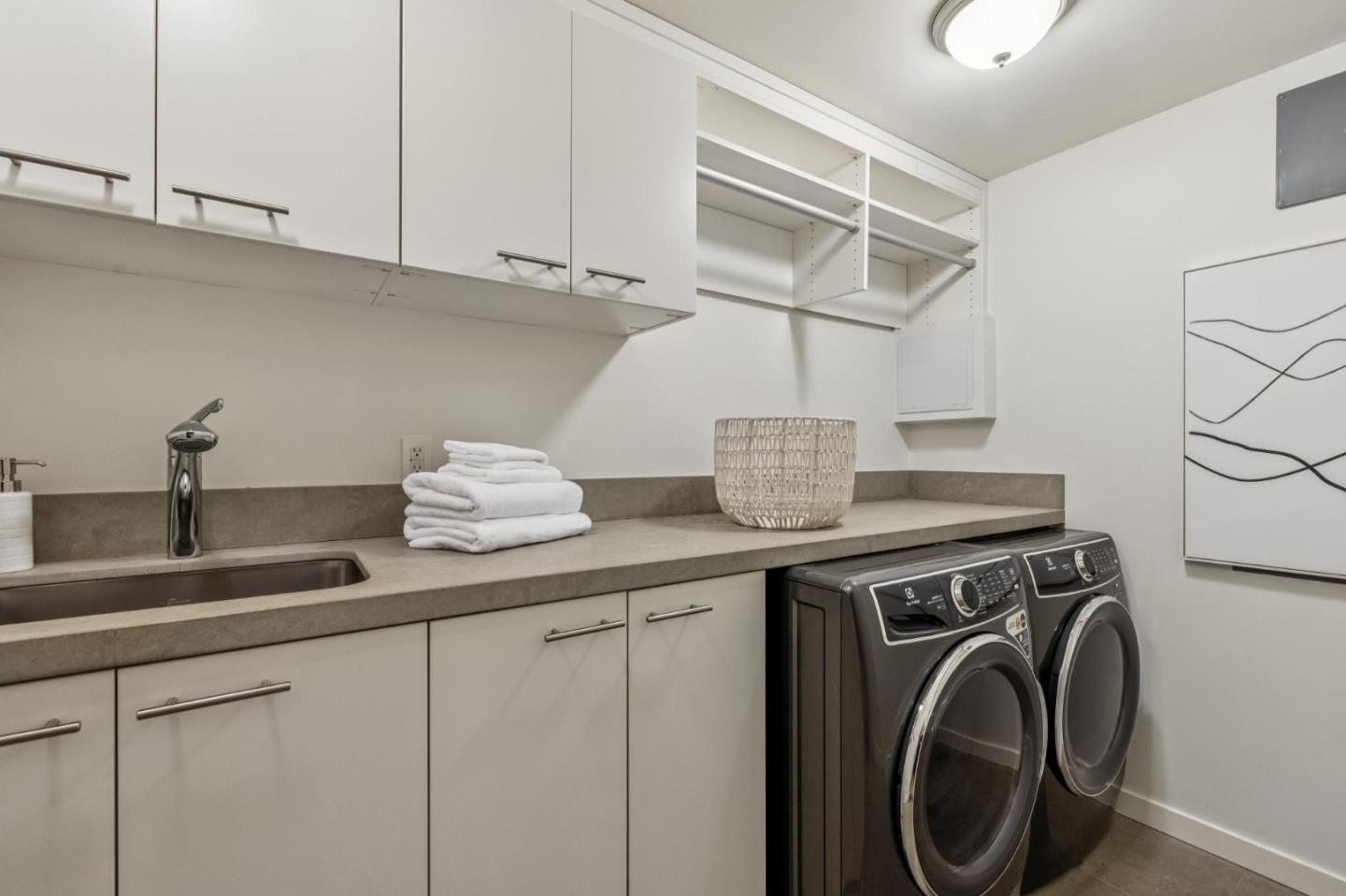 Detail Gallery Image 41 of 54 For 839 Melville Ave, Palo Alto,  CA 94301 - 6 Beds | 4 Baths