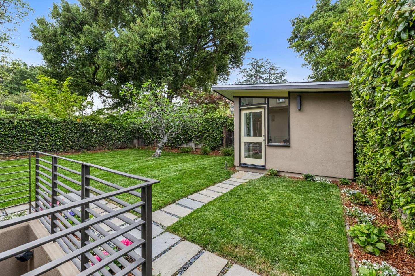 Detail Gallery Image 45 of 54 For 839 Melville Ave, Palo Alto,  CA 94301 - 6 Beds | 4 Baths