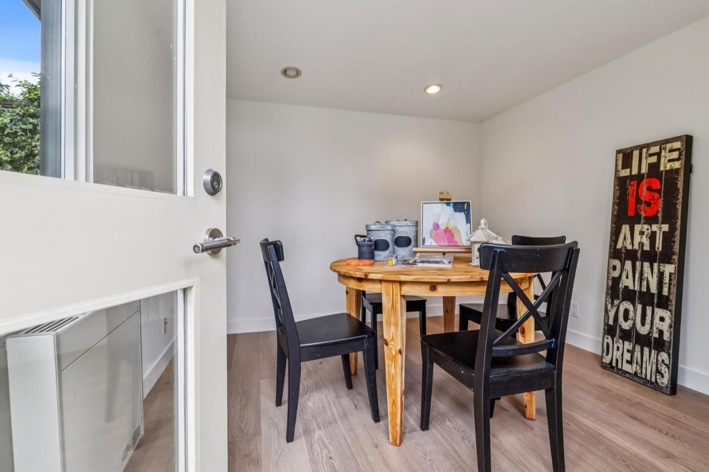 Detail Gallery Image 46 of 54 For 839 Melville Ave, Palo Alto,  CA 94301 - 6 Beds | 4 Baths