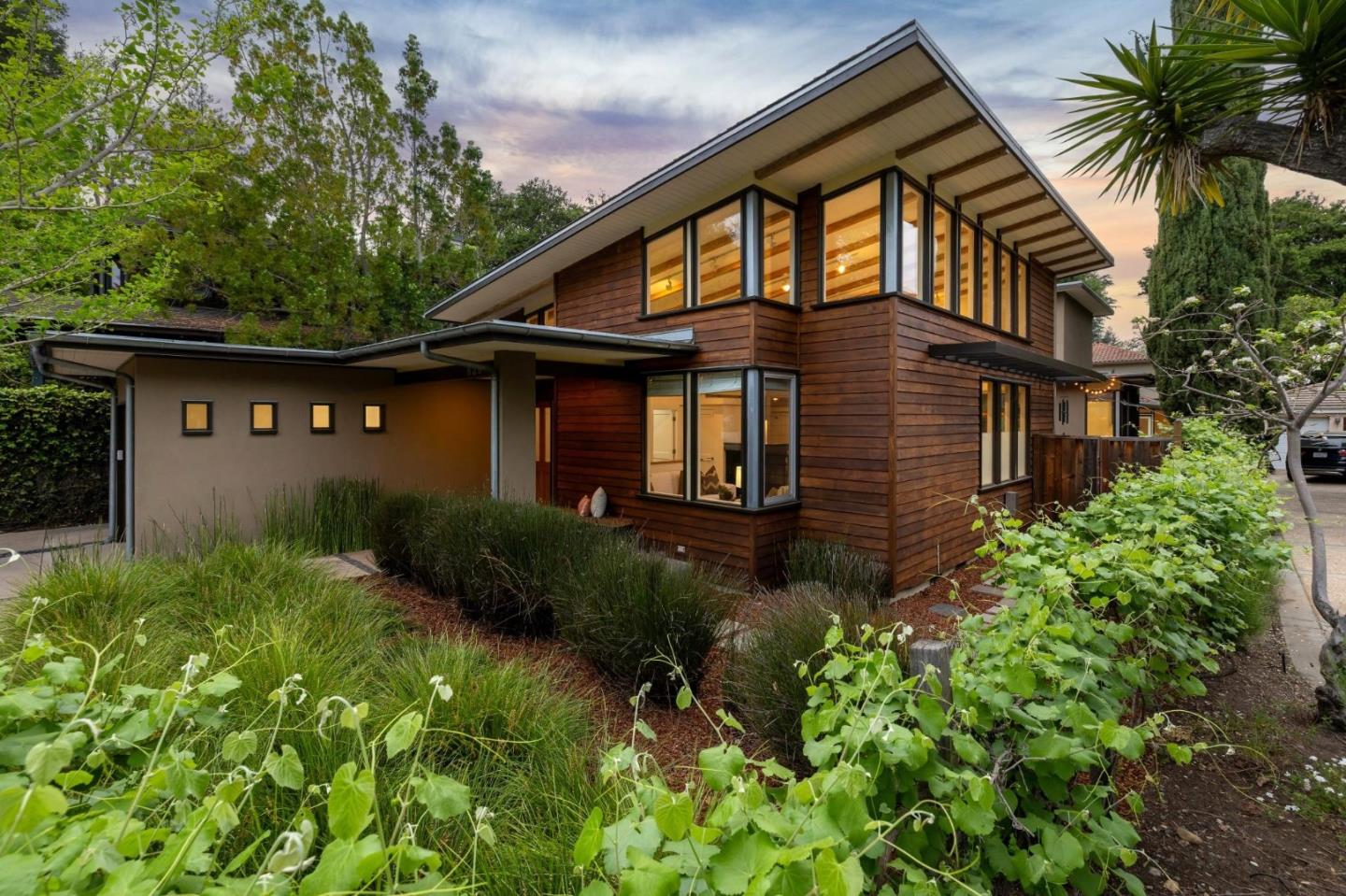 Detail Gallery Image 49 of 54 For 839 Melville Ave, Palo Alto,  CA 94301 - 6 Beds | 4 Baths