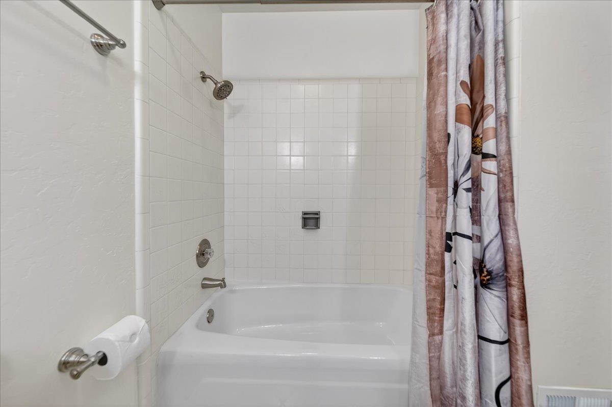 Detail Gallery Image 32 of 77 For 5599 Branciforte Dr, Santa Cruz,  CA 95065 - 3 Beds | 3 Baths