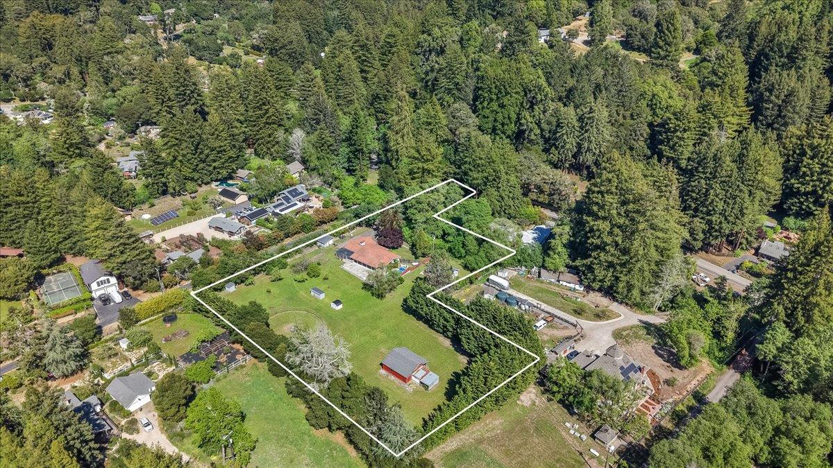 Detail Gallery Image 69 of 77 For 5599 Branciforte Dr, Santa Cruz,  CA 95065 - 3 Beds | 3 Baths