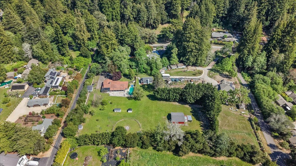 Detail Gallery Image 71 of 77 For 5599 Branciforte Dr, Santa Cruz,  CA 95065 - 3 Beds | 3 Baths