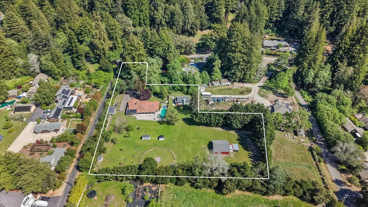 Detail Gallery Image 72 of 77 For 5599 Branciforte Dr, Santa Cruz,  CA 95065 - 3 Beds | 3 Baths