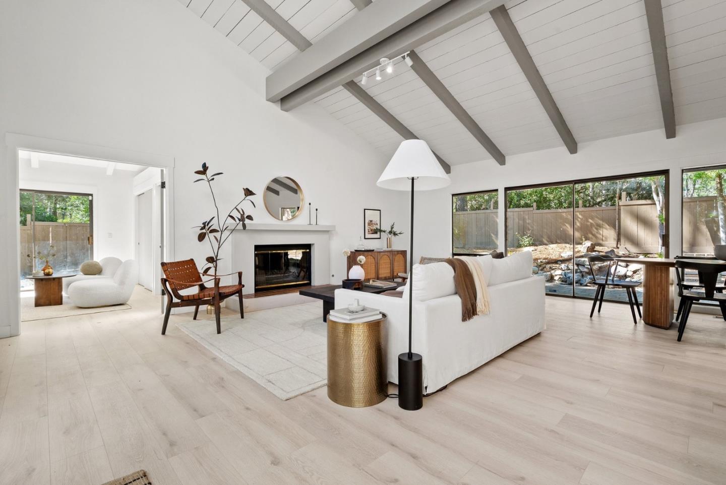 Detail Gallery Image 4 of 32 For 4091 Pine Meadows Way, Pebble Beach,  CA 93953 - 3 Beds | 2 Baths