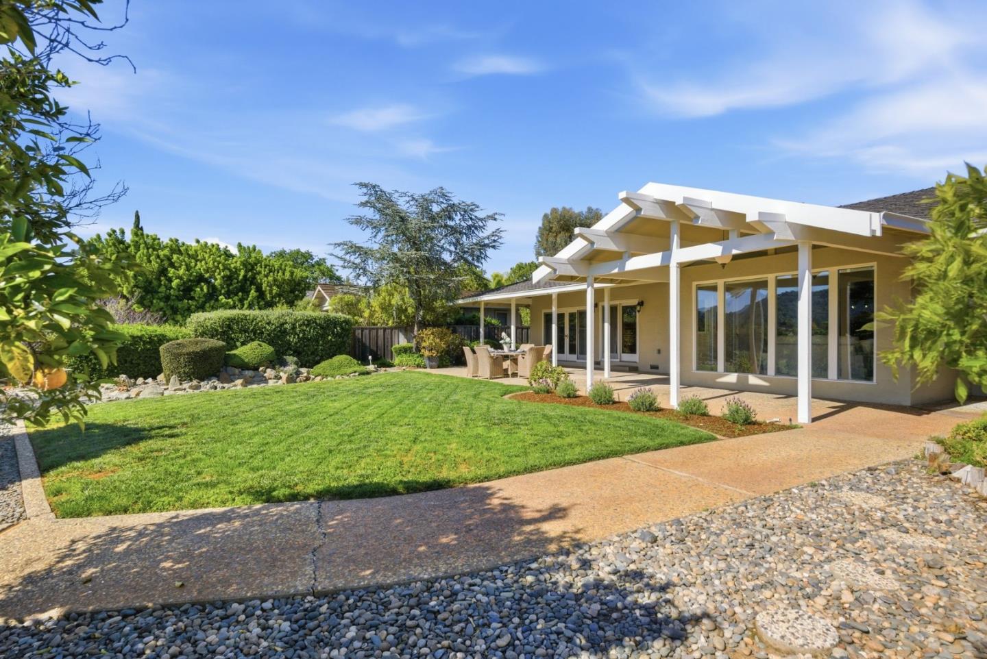 Detail Gallery Image 35 of 56 For 6915 Castlerock Dr, San Jose,  CA 95120 - 4 Beds | 2/1 Baths