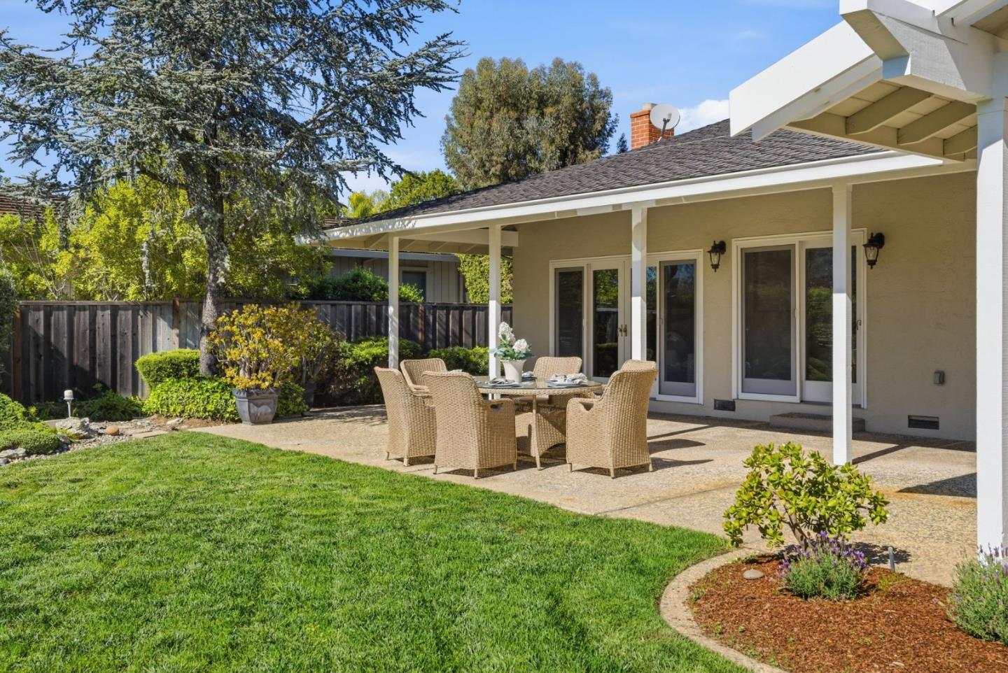 Detail Gallery Image 38 of 56 For 6915 Castlerock Dr, San Jose,  CA 95120 - 4 Beds | 2/1 Baths