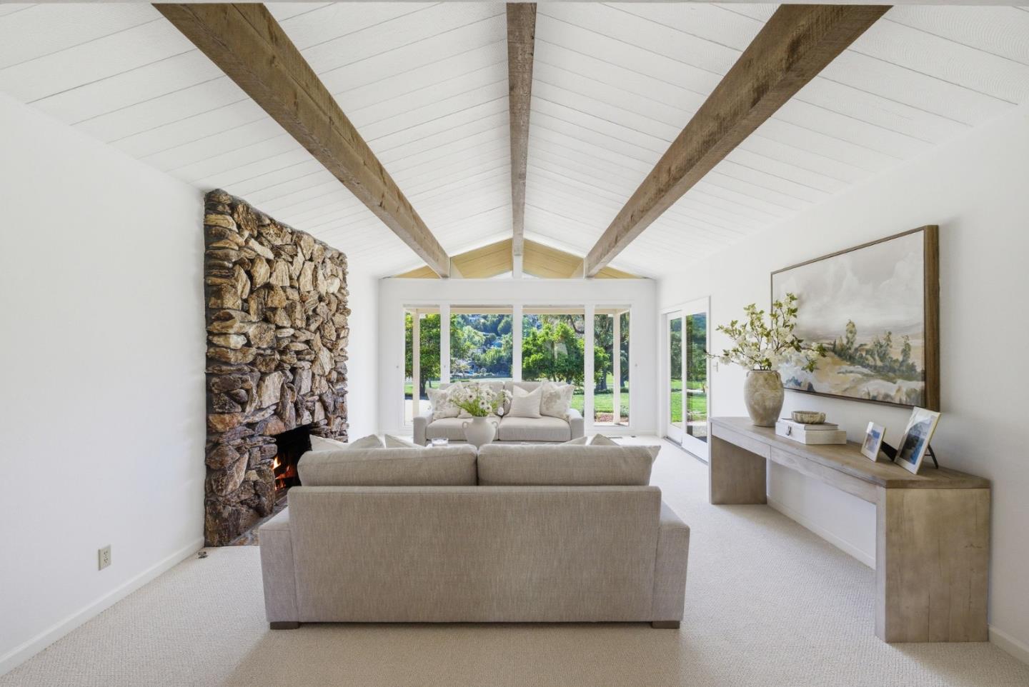 Detail Gallery Image 4 of 56 For 6915 Castlerock Dr, San Jose,  CA 95120 - 4 Beds | 2/1 Baths