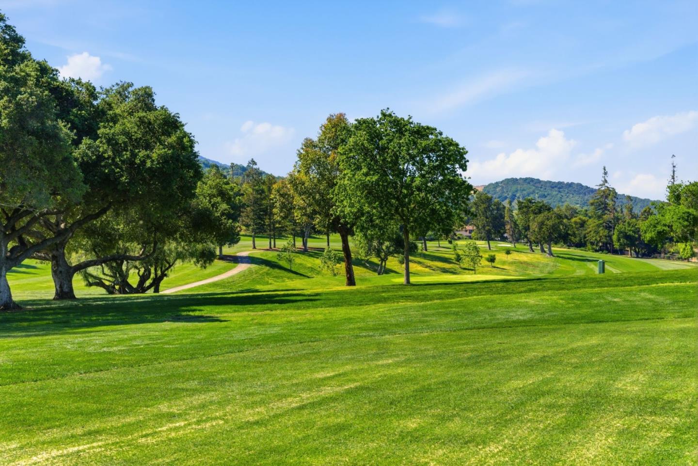 Detail Gallery Image 43 of 56 For 6915 Castlerock Dr, San Jose,  CA 95120 - 4 Beds | 2/1 Baths
