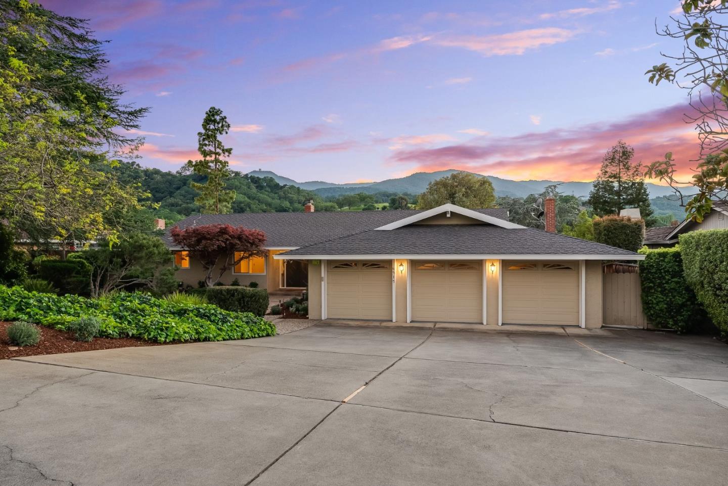 Detail Gallery Image 47 of 56 For 6915 Castlerock Dr, San Jose,  CA 95120 - 4 Beds | 2/1 Baths