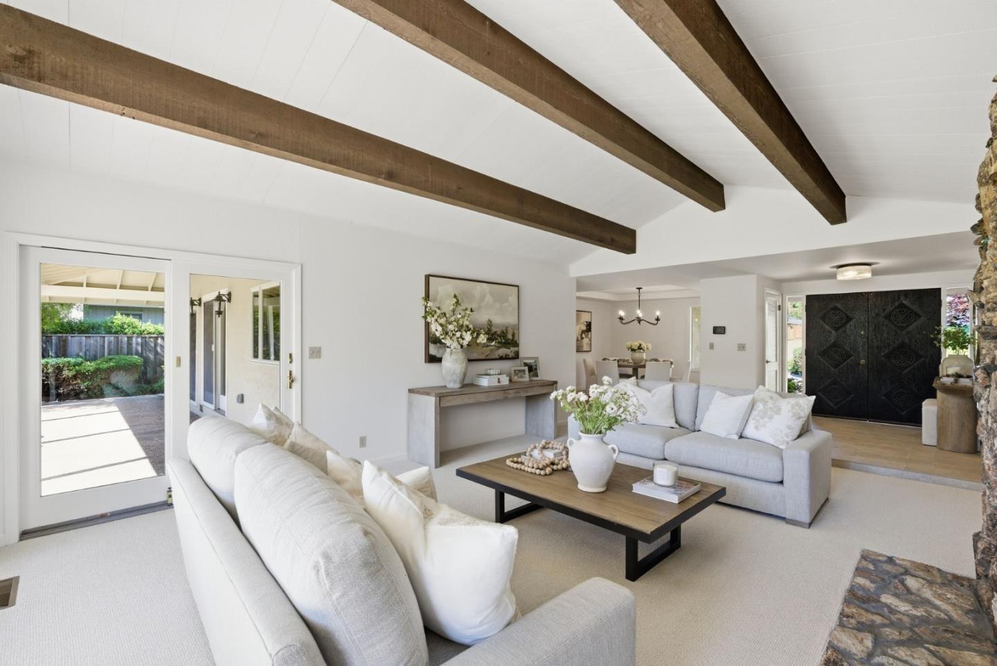 Detail Gallery Image 7 of 56 For 6915 Castlerock Dr, San Jose,  CA 95120 - 4 Beds | 2/1 Baths