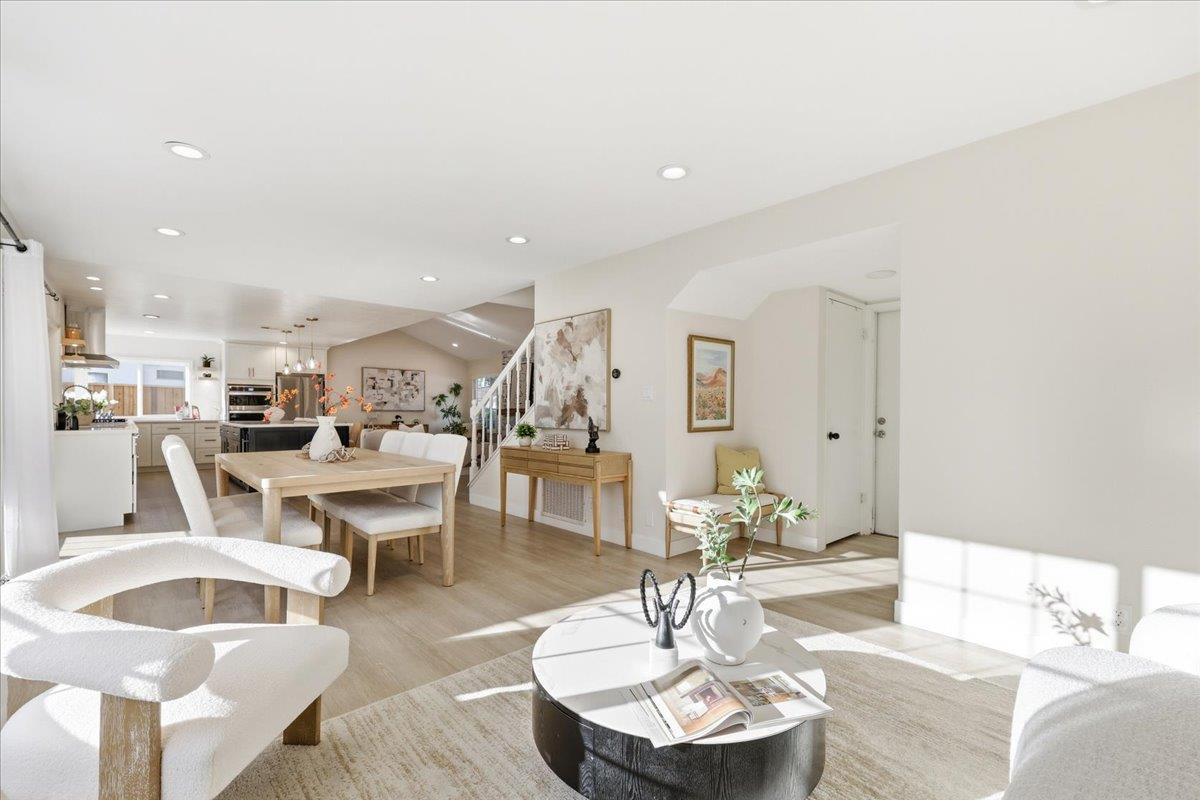 Detail Gallery Image 14 of 68 For 4918 Avenida De Los Arboles, Santa Clara,  CA 95054 - 4 Beds | 2/1 Baths