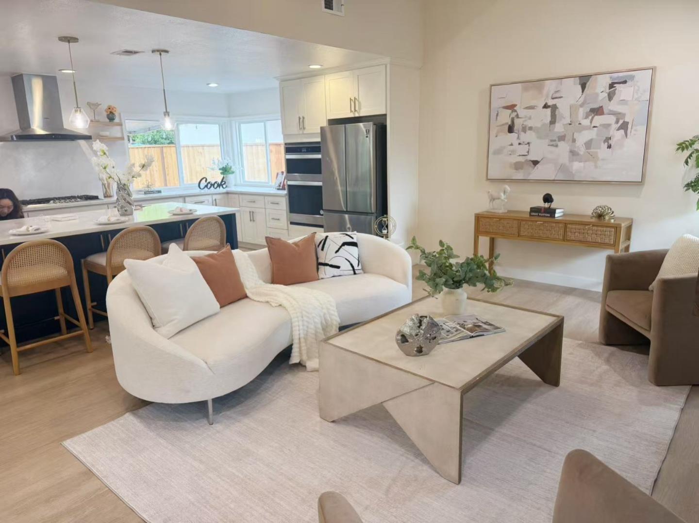 Detail Gallery Image 4 of 5 For 4918 Avenida De Los Arboles, Santa Clara,  CA 95054 - 4 Beds | 2/1 Baths