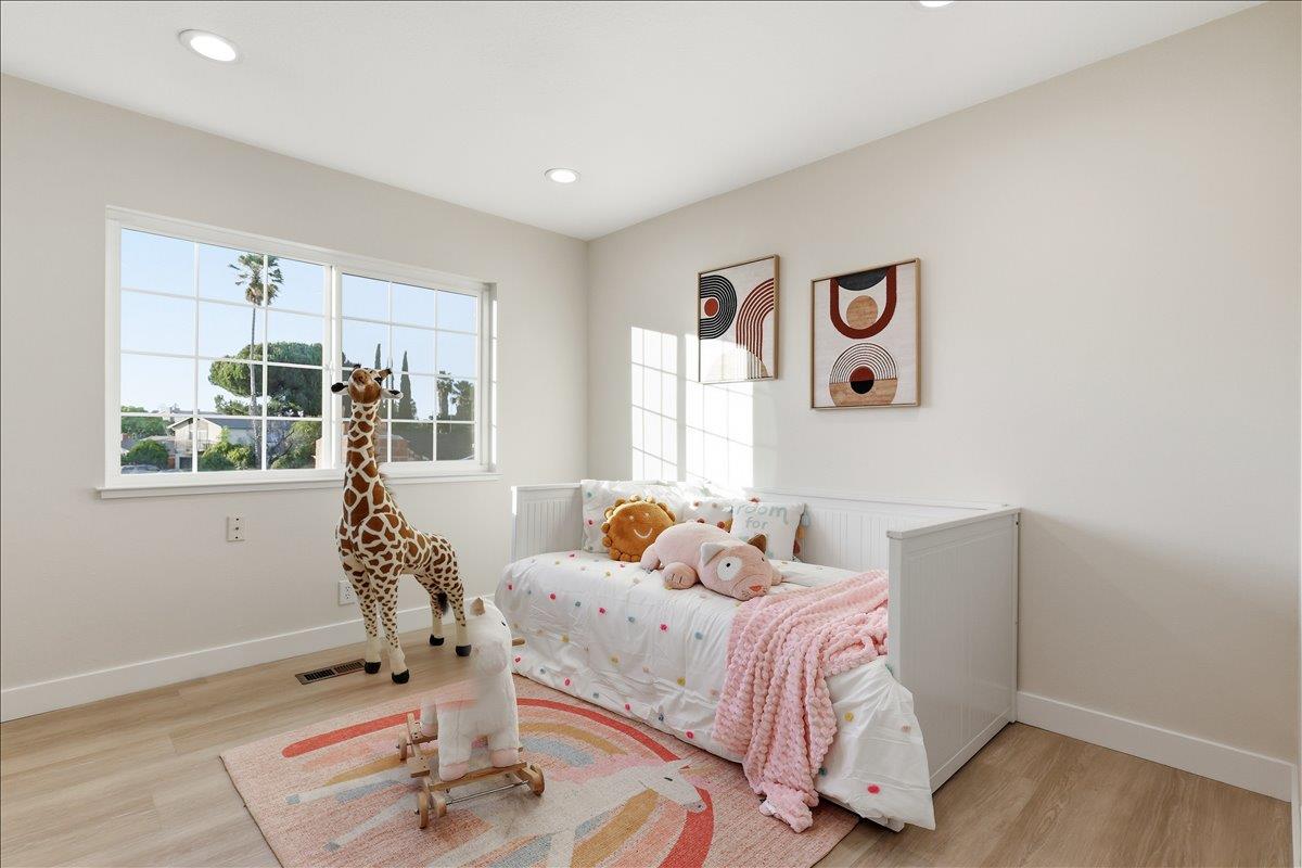 Detail Gallery Image 42 of 68 For 4918 Avenida De Los Arboles, Santa Clara,  CA 95054 - 4 Beds | 2/1 Baths