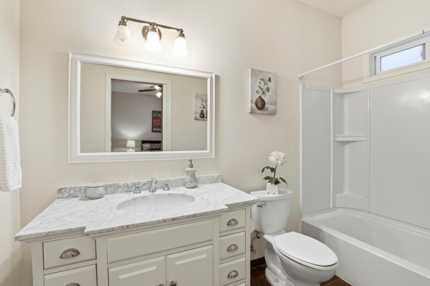 Detail Gallery Image 24 of 67 For 2981 Holiday Ct, Morgan Hill,  CA 95037 - 6 Beds | 4/1 Baths