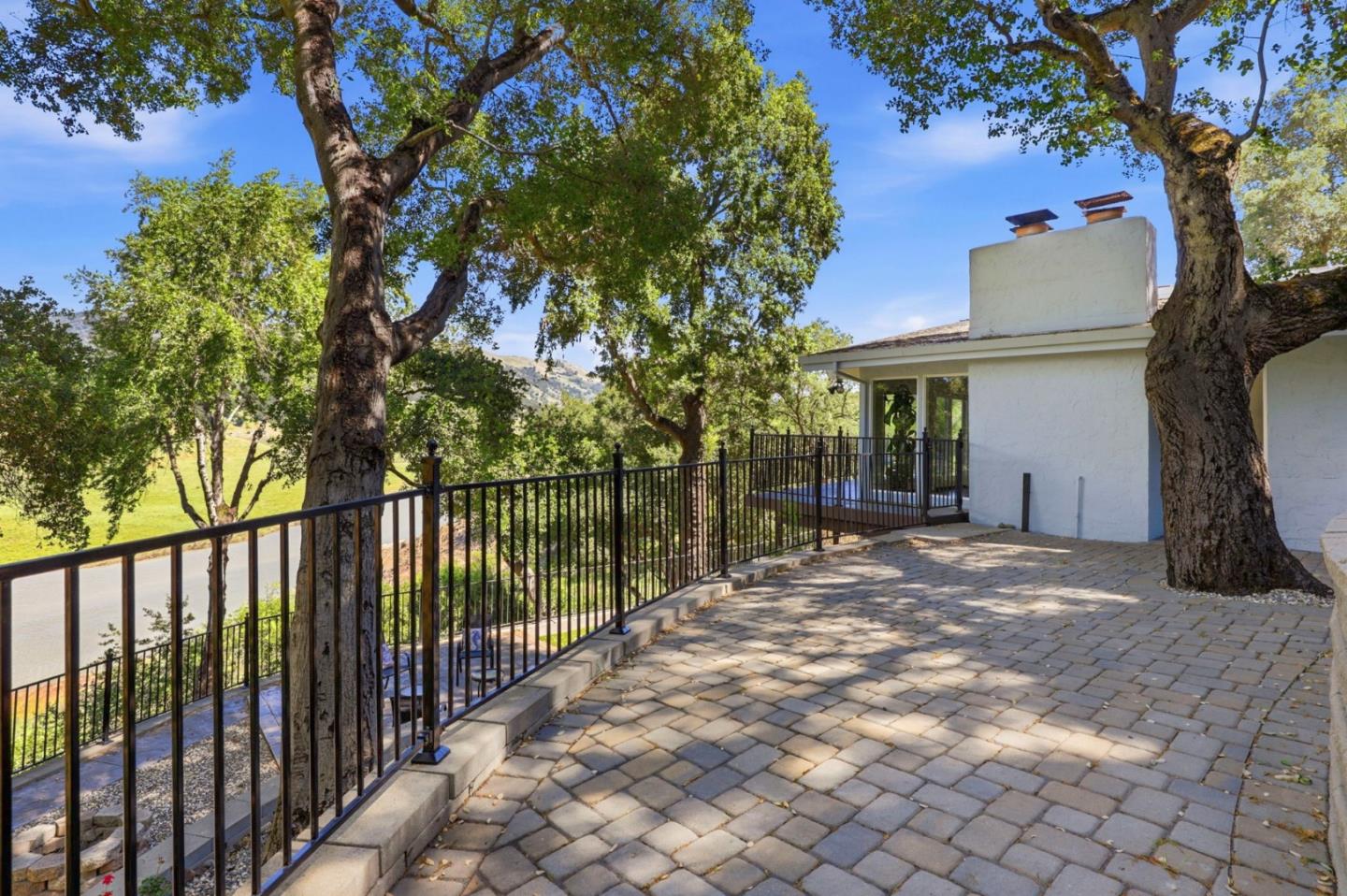 Detail Gallery Image 28 of 67 For 2981 Holiday Ct, Morgan Hill,  CA 95037 - 6 Beds | 4/1 Baths