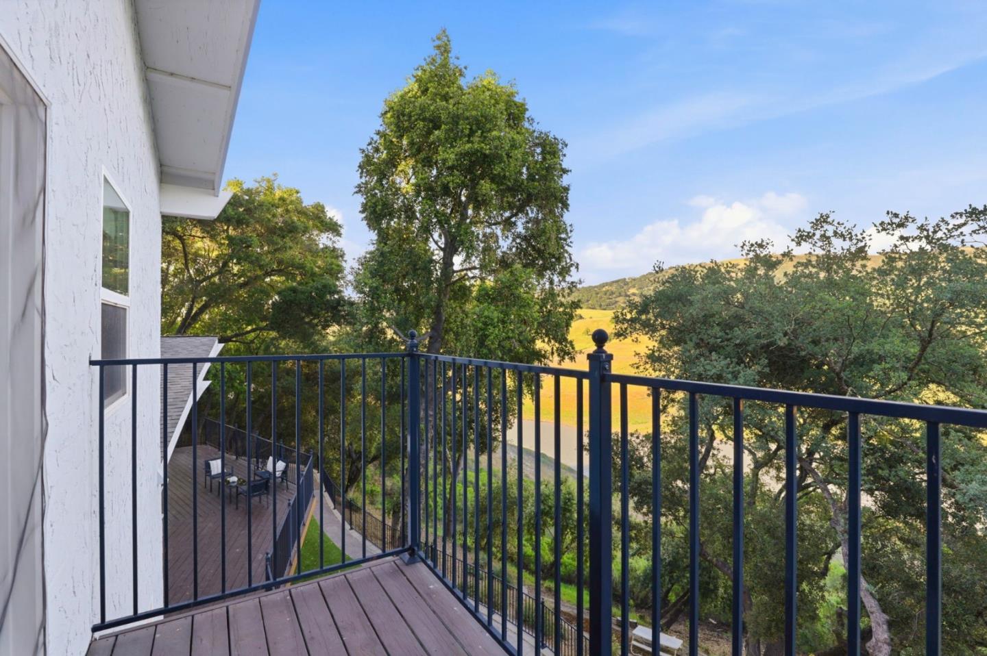 Detail Gallery Image 34 of 67 For 2981 Holiday Ct, Morgan Hill,  CA 95037 - 6 Beds | 4/1 Baths