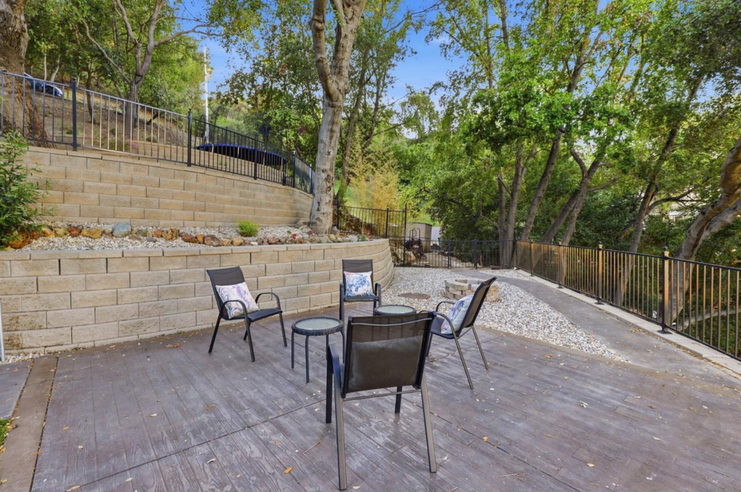 Detail Gallery Image 39 of 67 For 2981 Holiday Ct, Morgan Hill,  CA 95037 - 6 Beds | 4/1 Baths