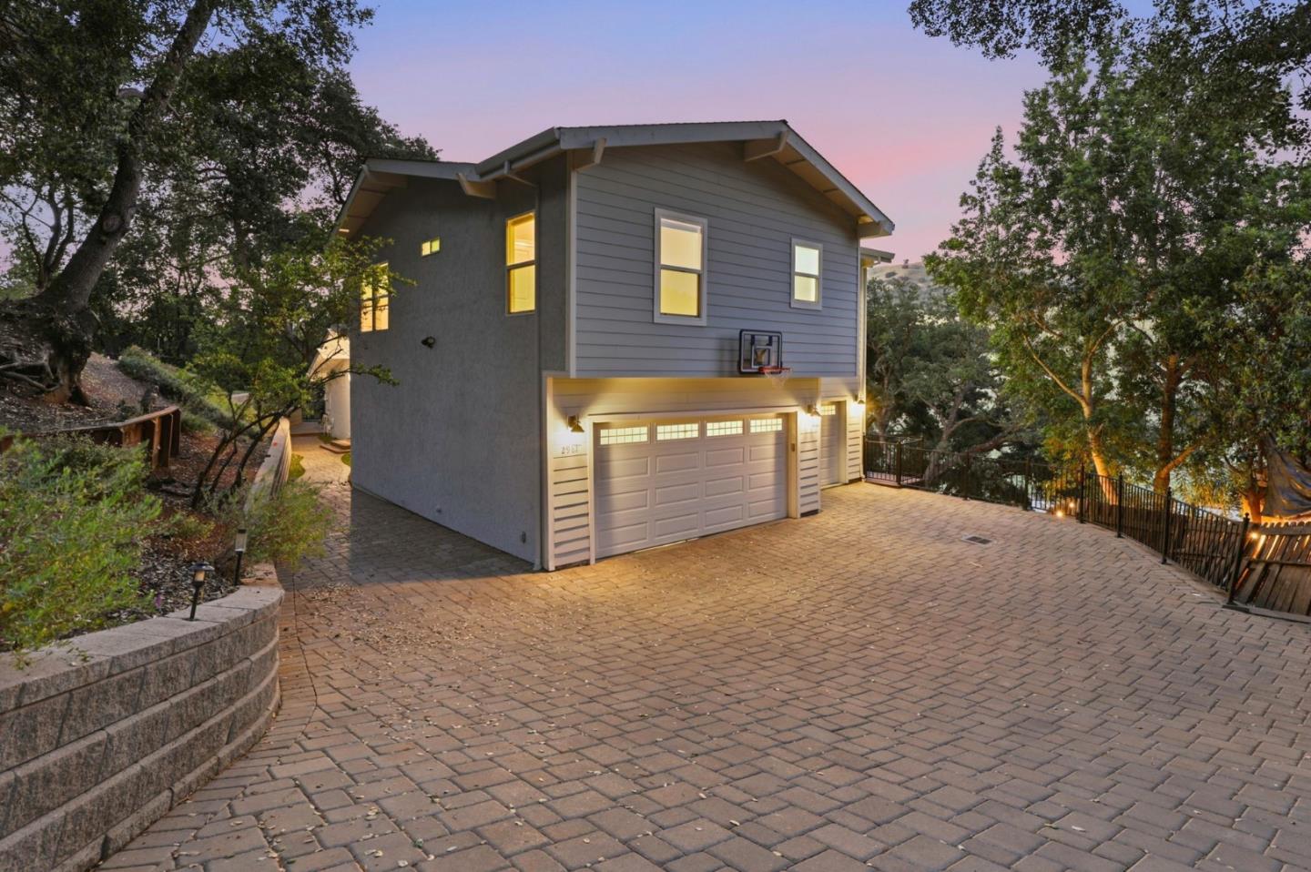 Detail Gallery Image 61 of 67 For 2981 Holiday Ct, Morgan Hill,  CA 95037 - 6 Beds | 4/1 Baths