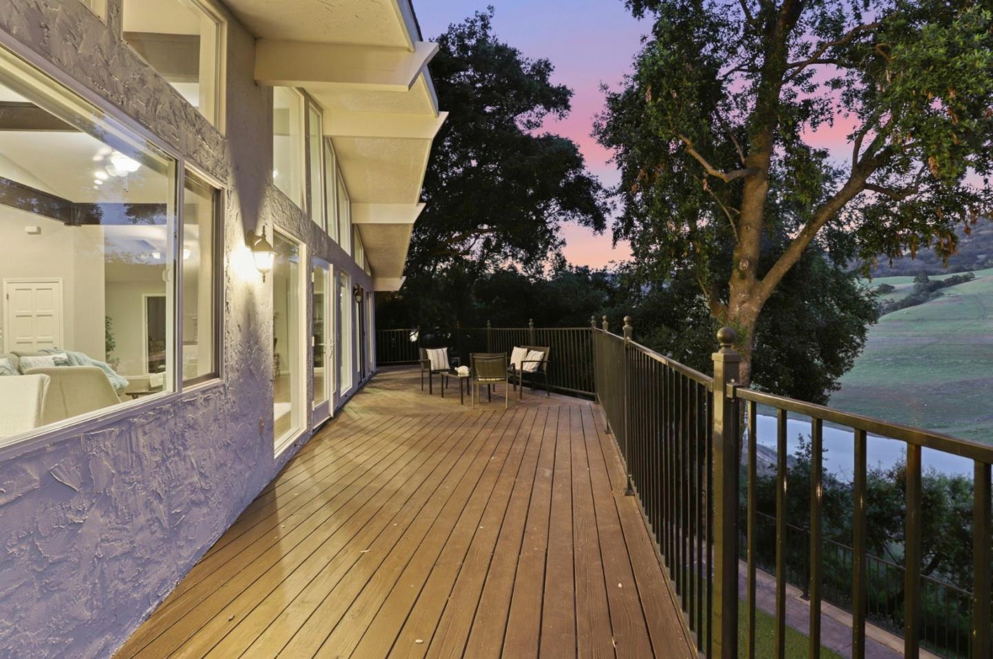 Detail Gallery Image 62 of 67 For 2981 Holiday Ct, Morgan Hill,  CA 95037 - 6 Beds | 4/1 Baths