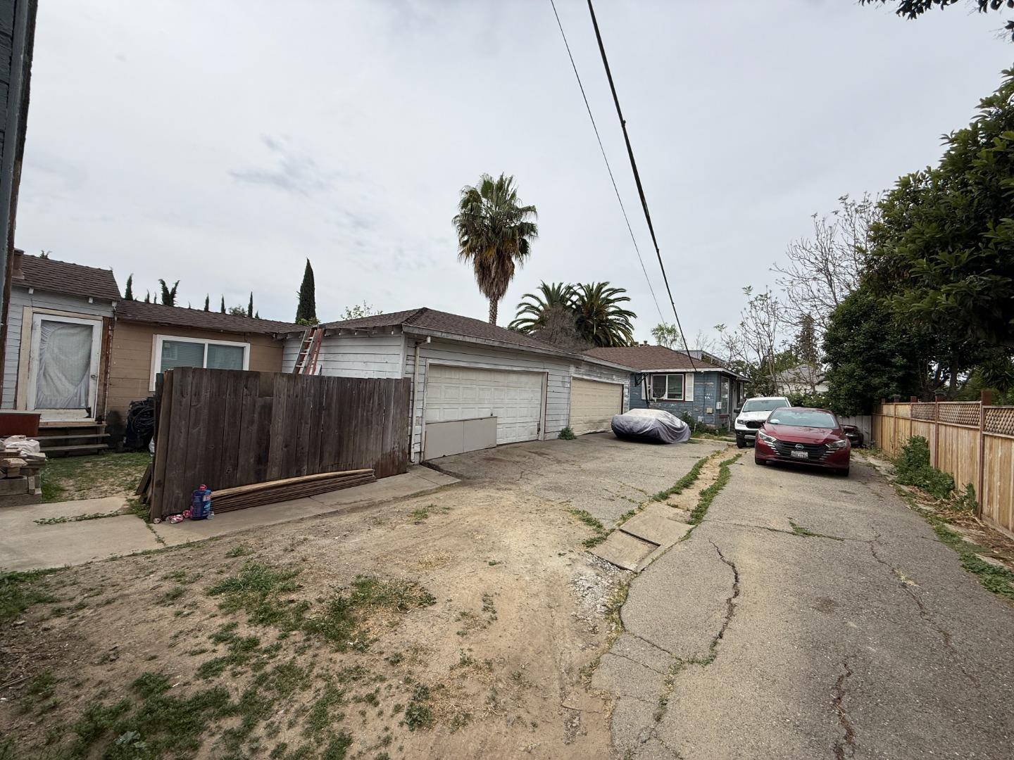 Detail Gallery Image 5 of 14 For 581 Illinois Ave, San Jose,  CA 95125 - 2 Beds | 1 Baths