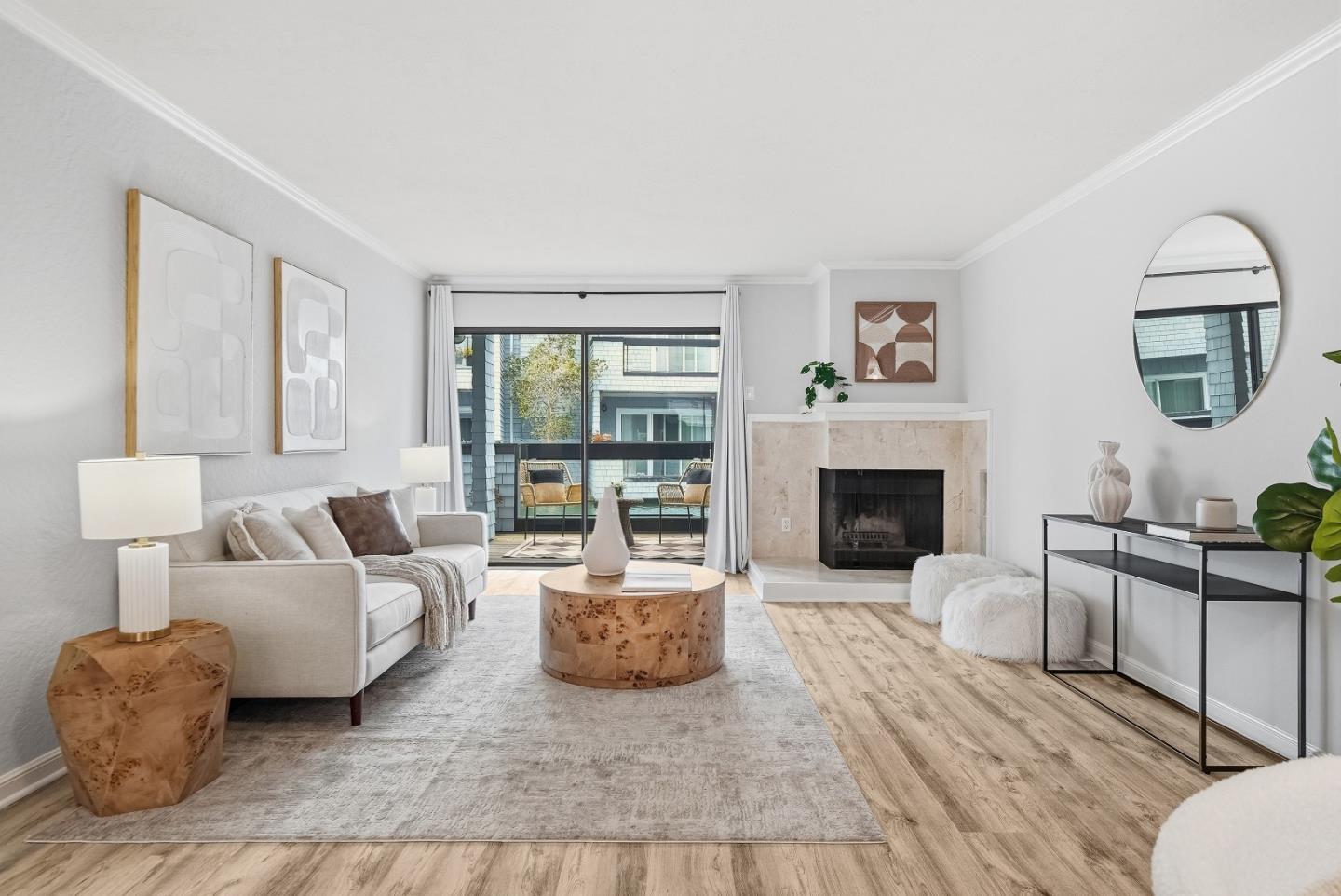 Front Image Thumbnail for ML82041192