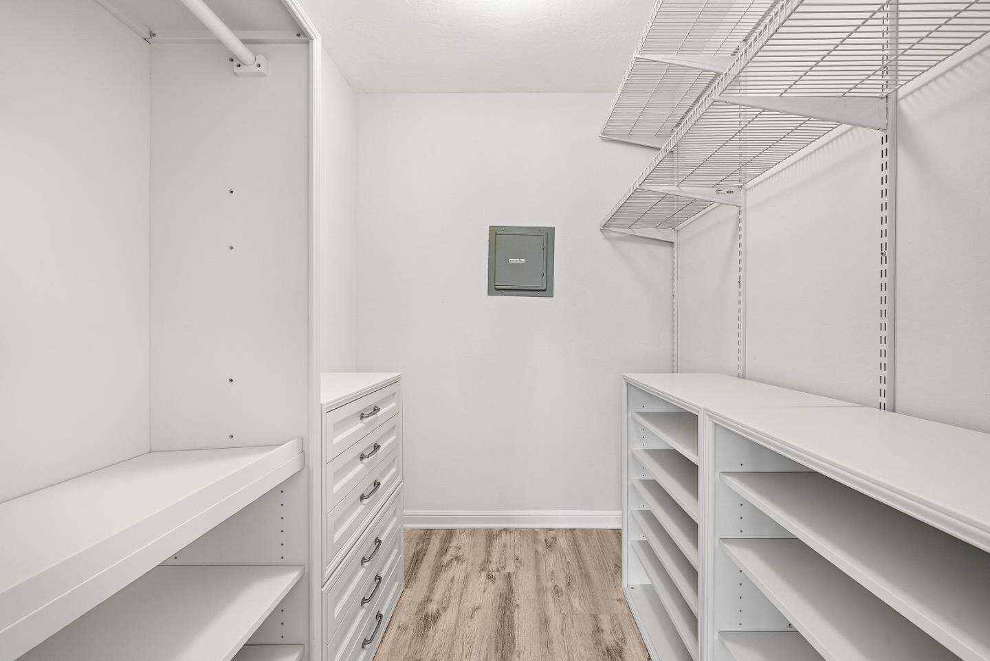 Detail Gallery Image 14 of 30 For 30 Eddystone Ct, Redwood City,  CA 94065 - 1 Beds | 1 Baths