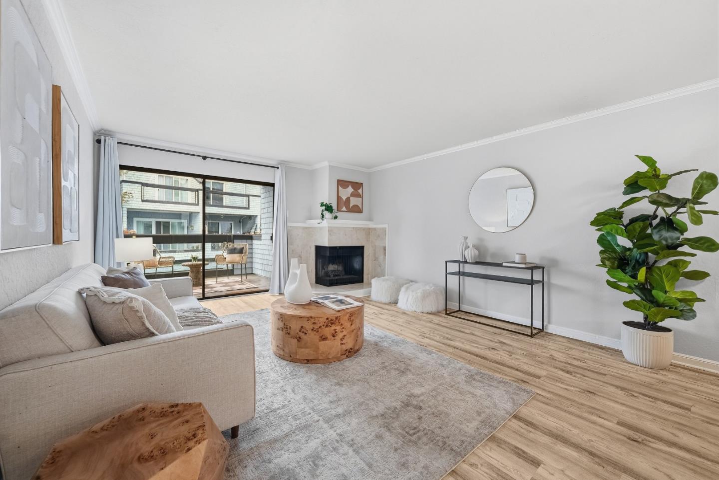 Detail Gallery Image 2 of 30 For 30 Eddystone Ct, Redwood City,  CA 94065 - 1 Beds | 1 Baths