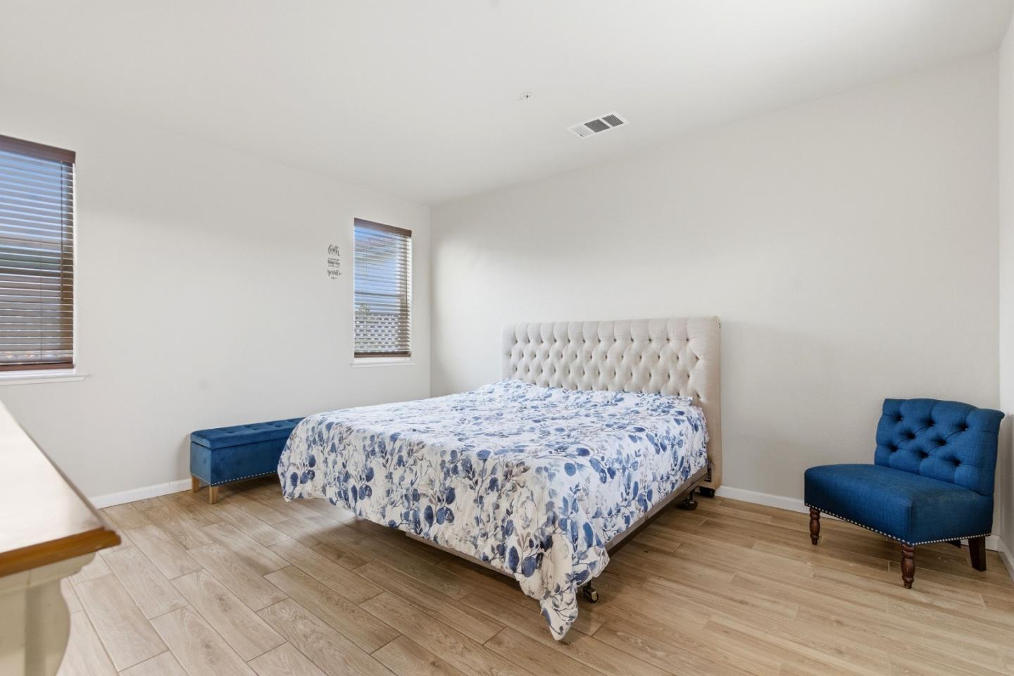 Detail Gallery Image 12 of 37 For 651 Livingston Ave, King City,  CA 93930 - 4 Beds | 2/1 Baths