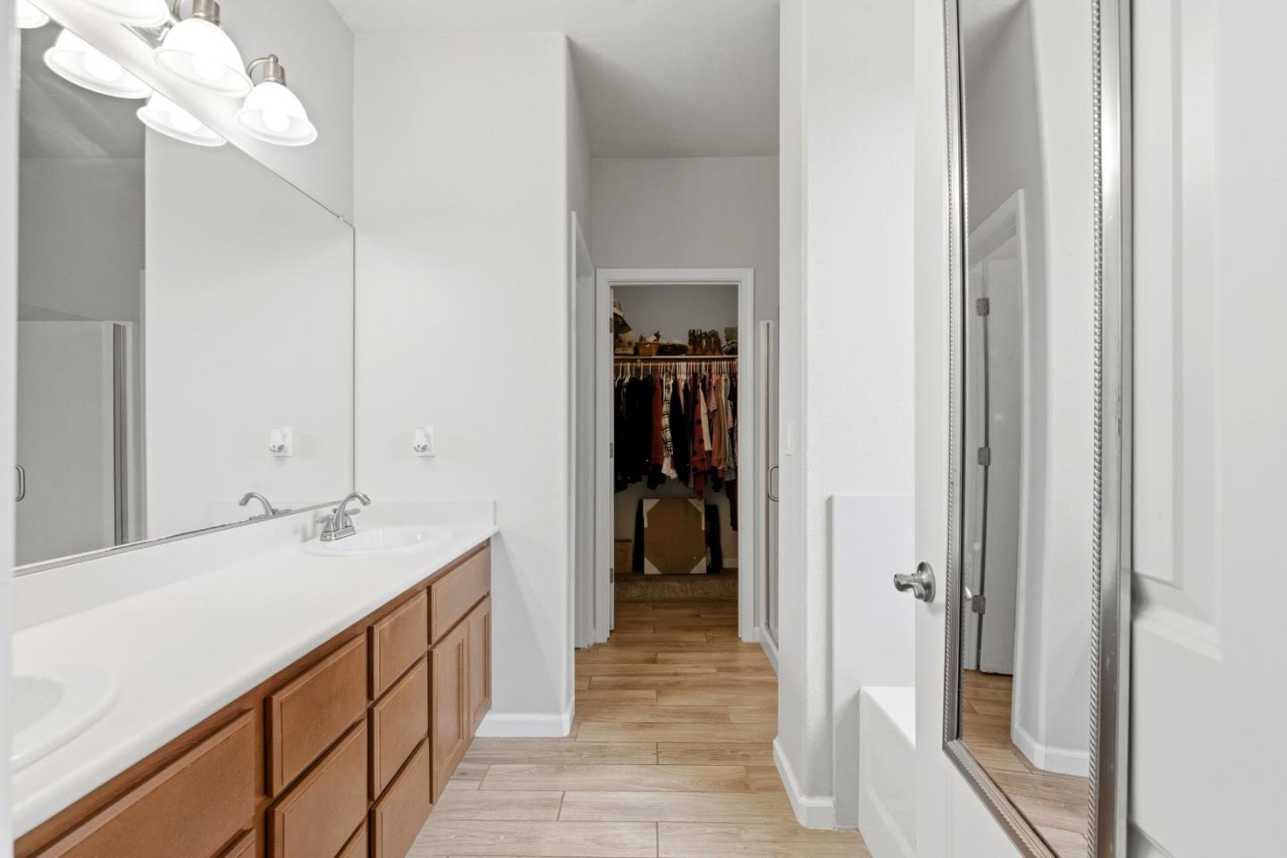 Detail Gallery Image 14 of 37 For 651 Livingston Ave, King City,  CA 93930 - 4 Beds | 2/1 Baths