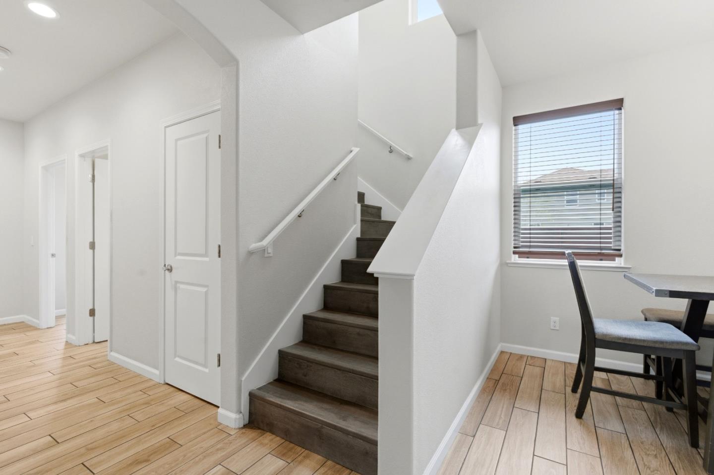 Detail Gallery Image 19 of 37 For 651 Livingston Ave, King City,  CA 93930 - 4 Beds | 2/1 Baths