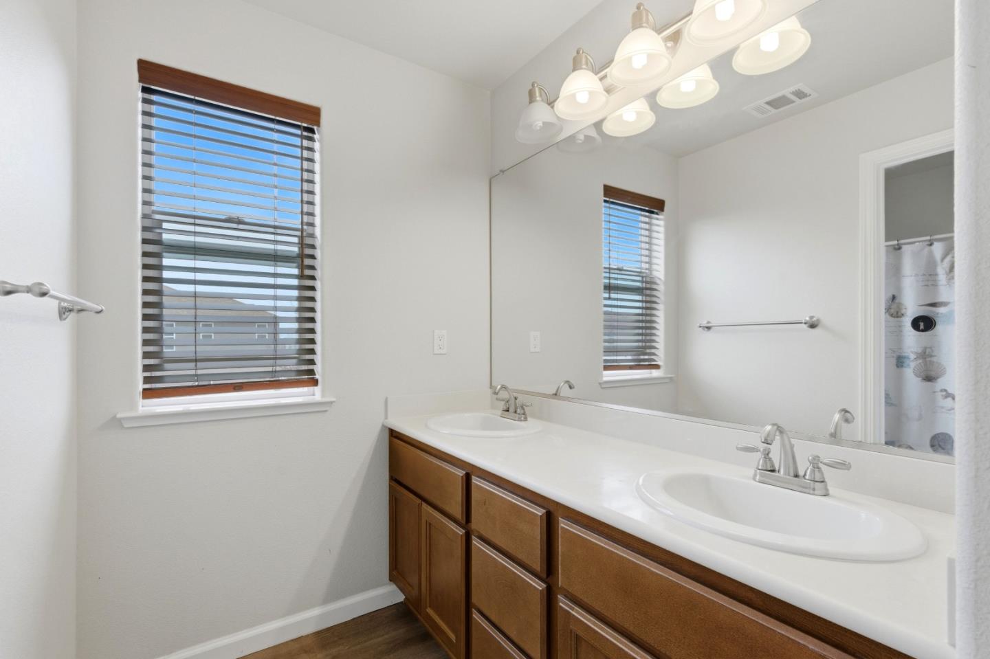 Detail Gallery Image 26 of 37 For 651 Livingston Ave, King City,  CA 93930 - 4 Beds | 2/1 Baths