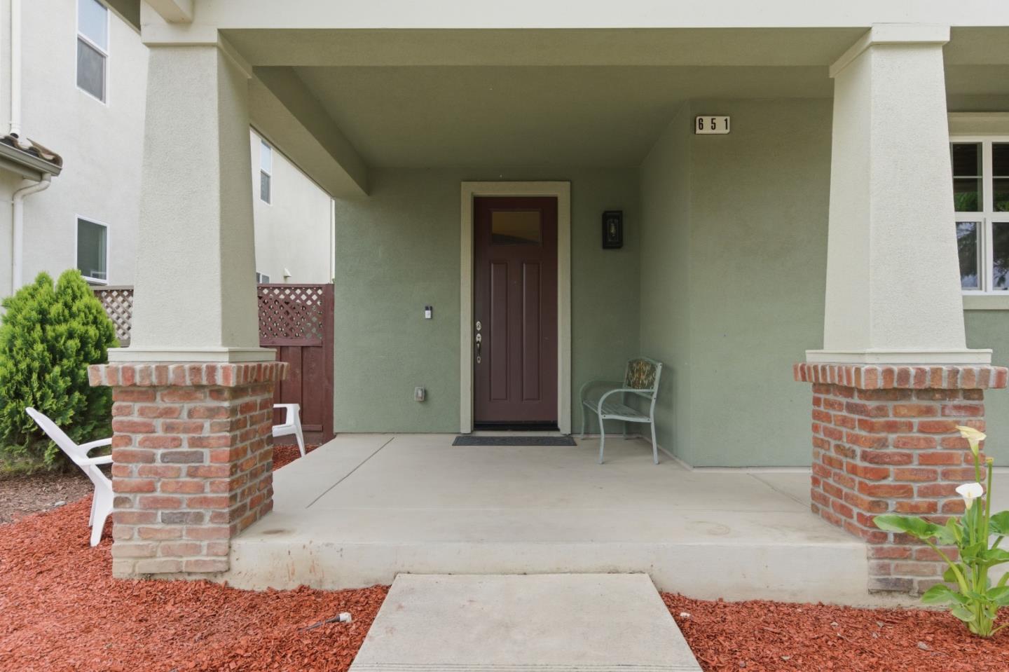 Detail Gallery Image 3 of 37 For 651 Livingston Ave, King City,  CA 93930 - 4 Beds | 2/1 Baths