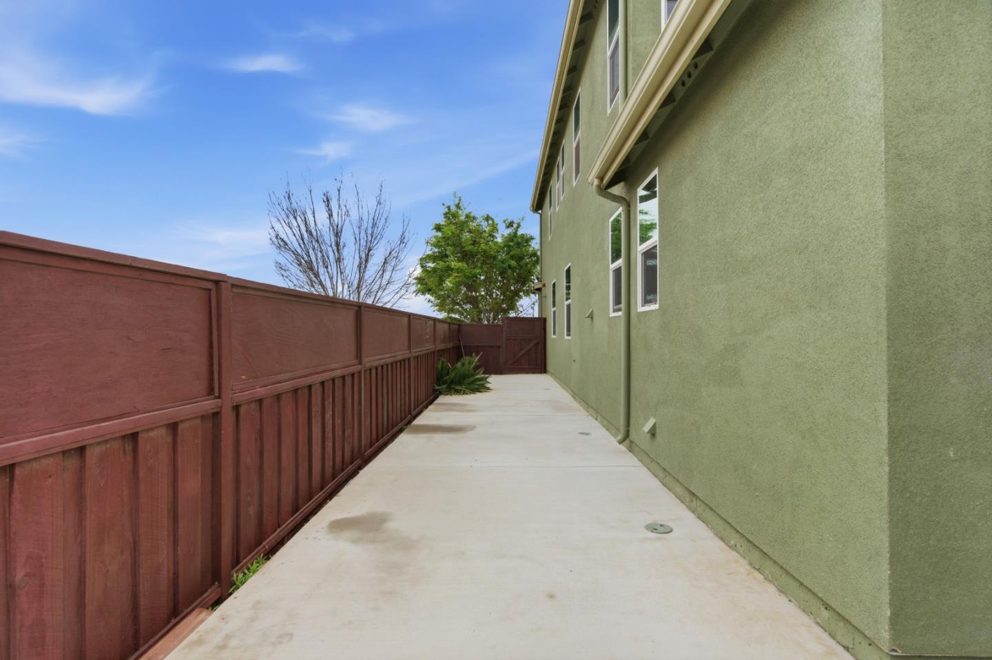 Detail Gallery Image 31 of 37 For 651 Livingston Ave, King City,  CA 93930 - 4 Beds | 2/1 Baths