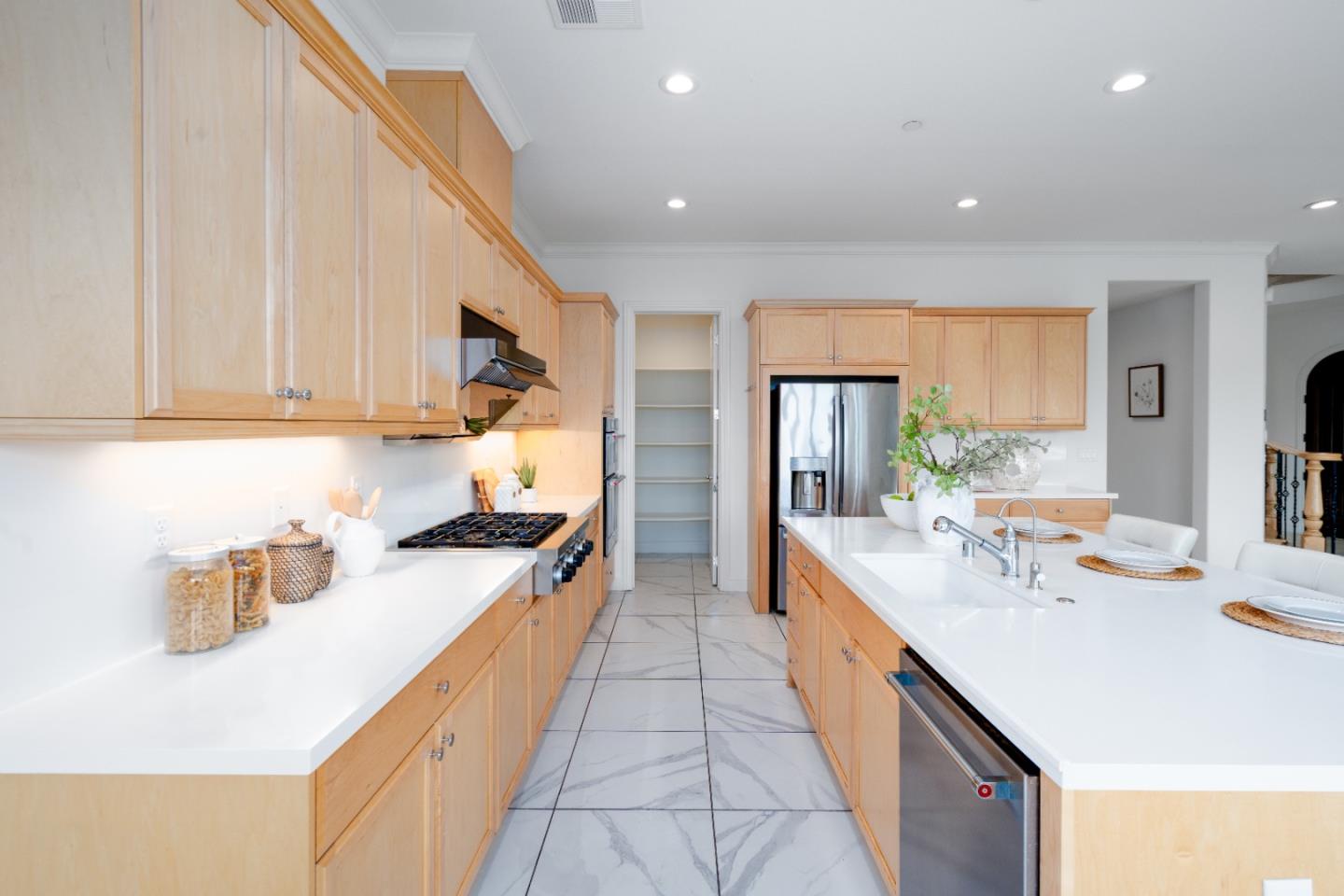 Detail Gallery Image 13 of 44 For 1195 Trumpet Vine Ln, San Ramon,  CA 94582 - 4 Beds | 3/1 Baths