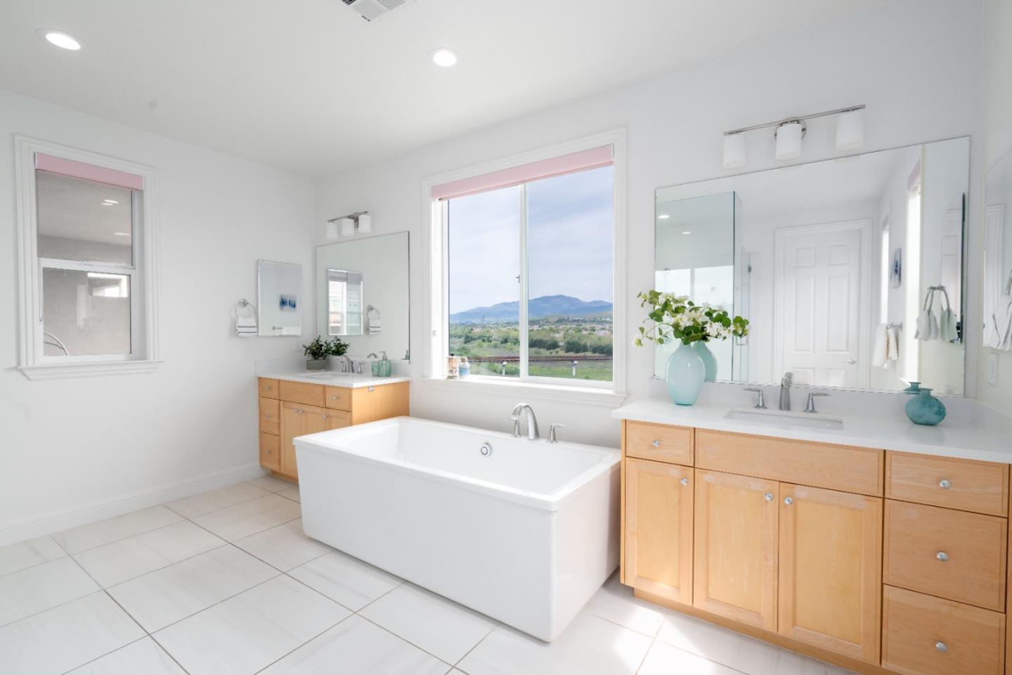 Detail Gallery Image 33 of 44 For 1195 Trumpet Vine Ln, San Ramon,  CA 94582 - 4 Beds | 3/1 Baths