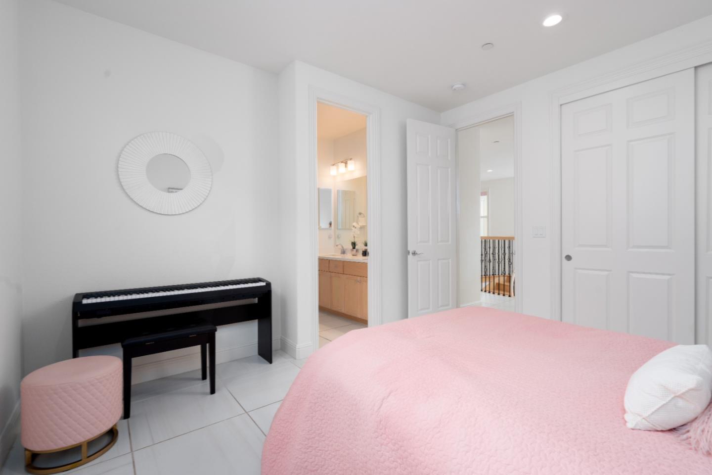 Detail Gallery Image 37 of 44 For 1195 Trumpet Vine Ln, San Ramon,  CA 94582 - 4 Beds | 3/1 Baths